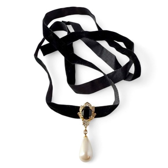 Vintage Black Crystal Faux Pearl Drop Slide Black Velvet Choker Necklace #2 - Picture 1 of 5